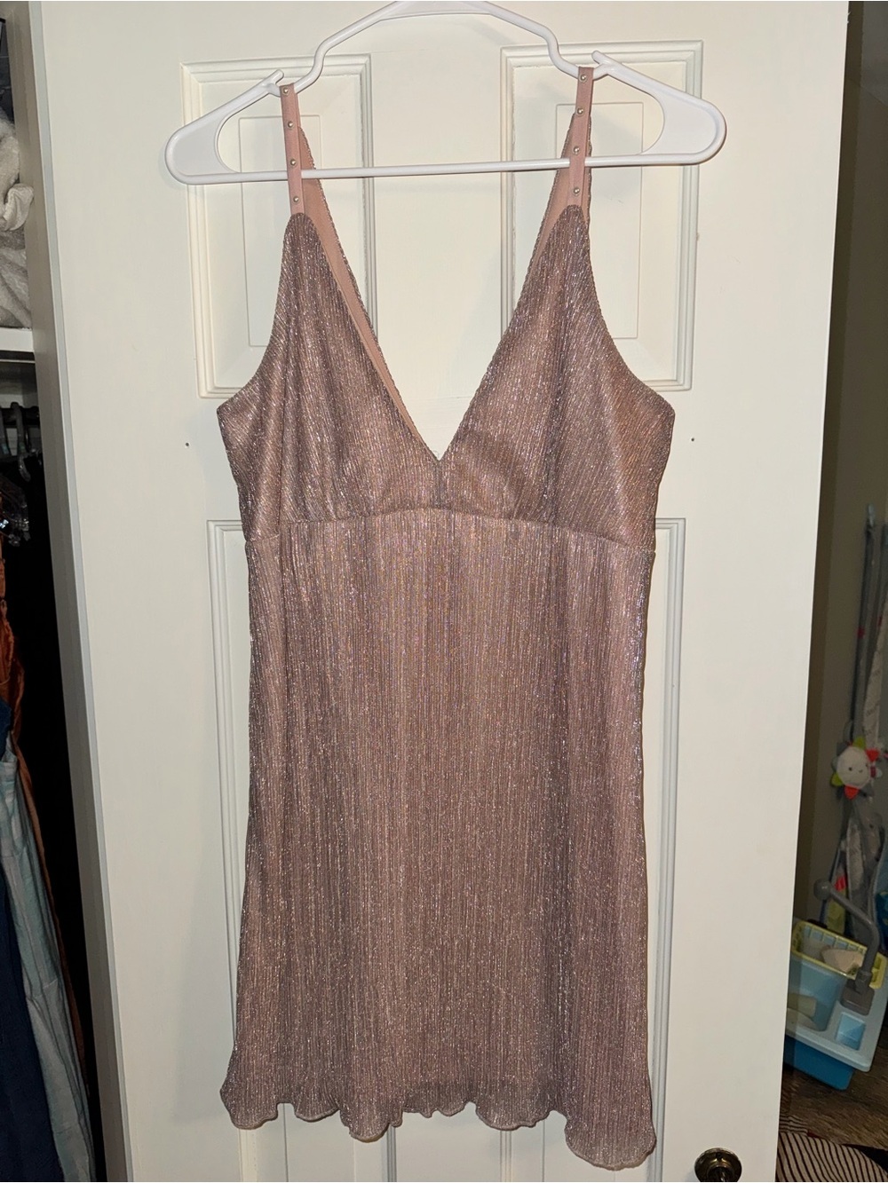 NWT Speechless Shimmery Rose Gold V-Neck Slip Dress